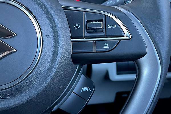 2024 Suzuki Swift Hybrid UZ