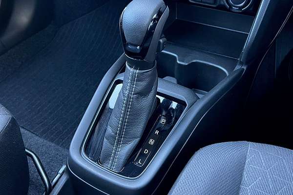 2024 Suzuki Swift Hybrid UZ