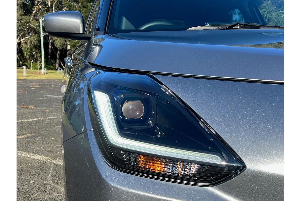2024 Suzuki Swift Hybrid UZ