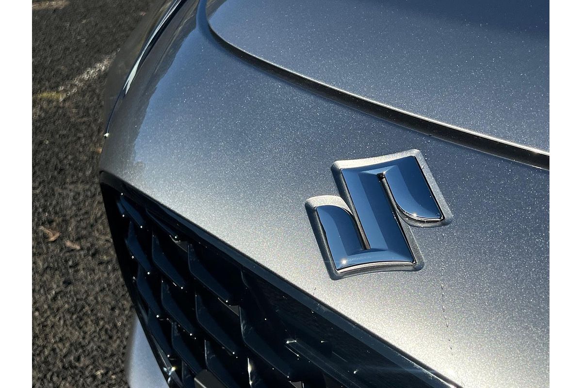 2024 Suzuki Swift Hybrid UZ