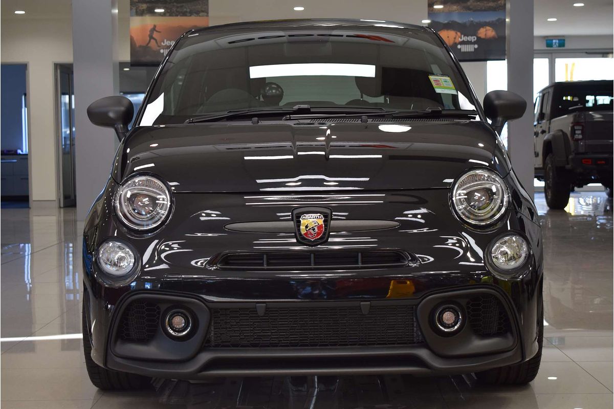 2024 Abarth 695 75 Anniversario