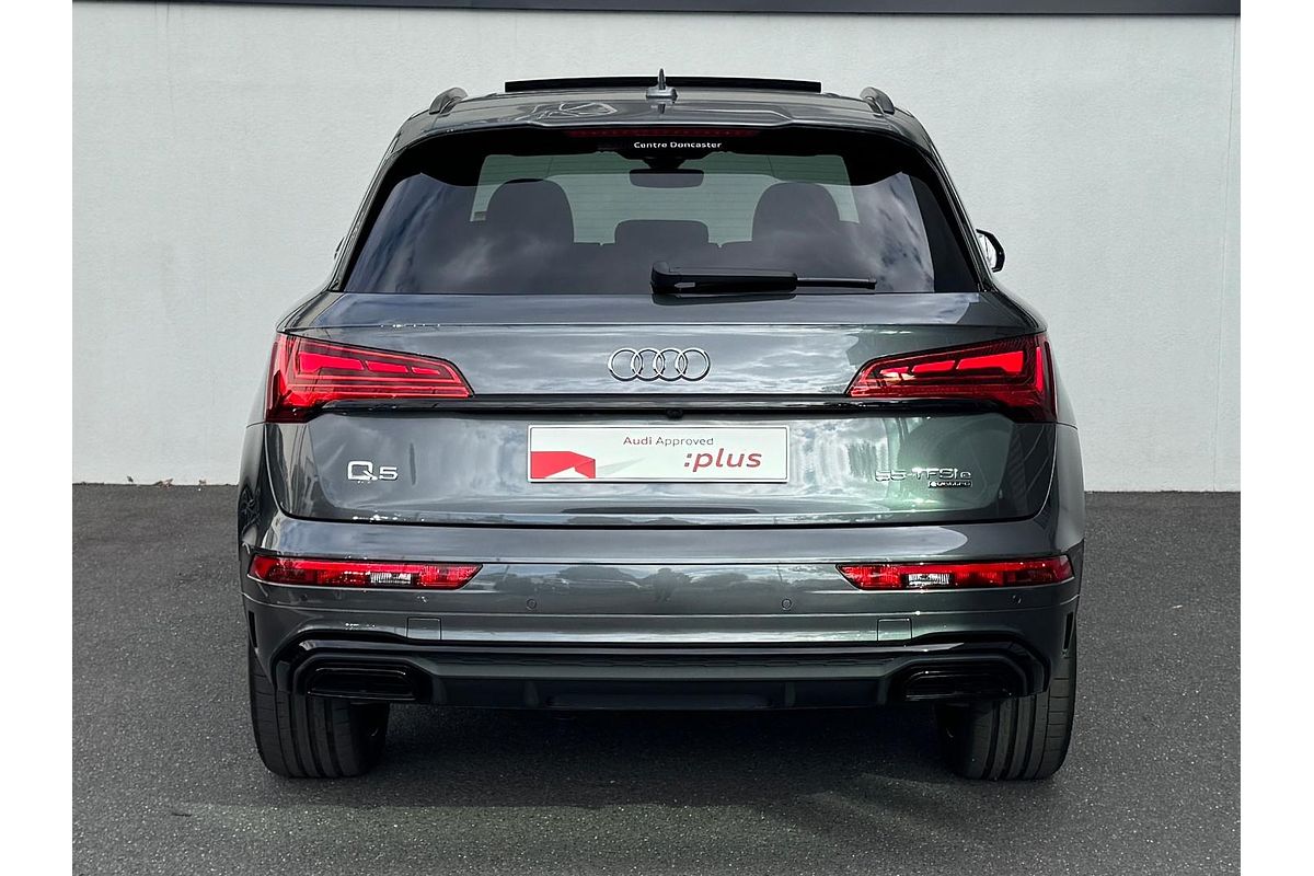 2025 Audi Q5 55 TFSI e S line FY