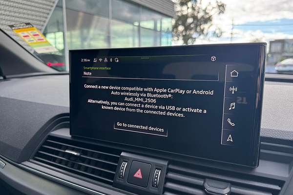 2025 Audi Q5 55 TFSI e S line FY