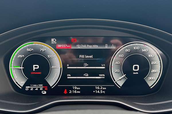2025 Audi Q5 55 TFSI e S line FY