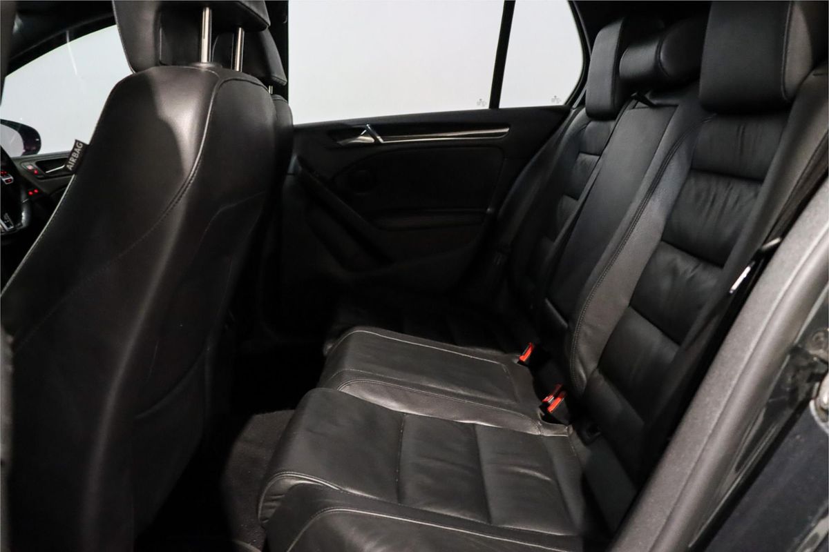 2011 Volkswagen Golf GTI VI