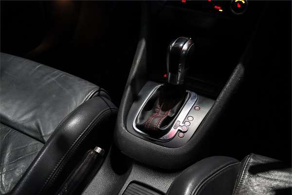 2011 Volkswagen Golf GTI VI