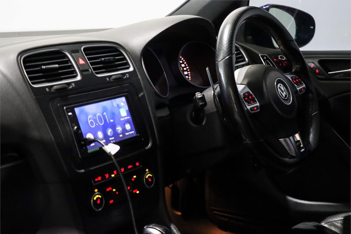 2011 Volkswagen Golf GTI VI