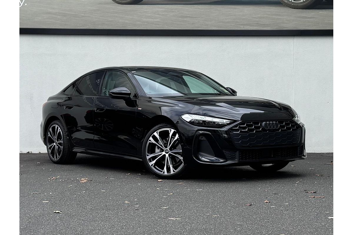 2025 Audi A5 TFSI 150kW S line B10