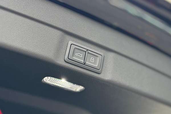 2025 Audi A5 TFSI 150kW S line B10