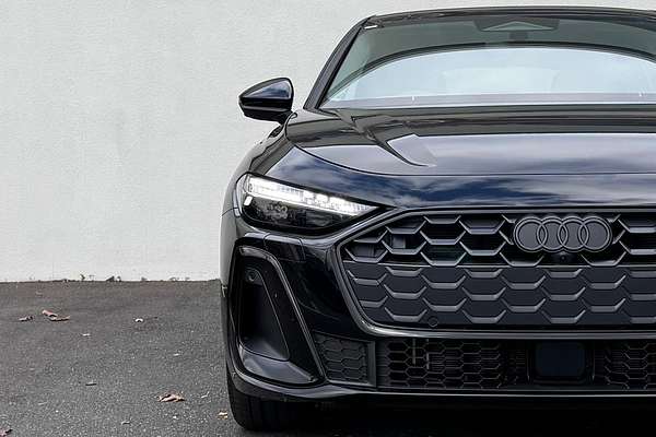 2025 Audi A5 TFSI 150kW S line B10