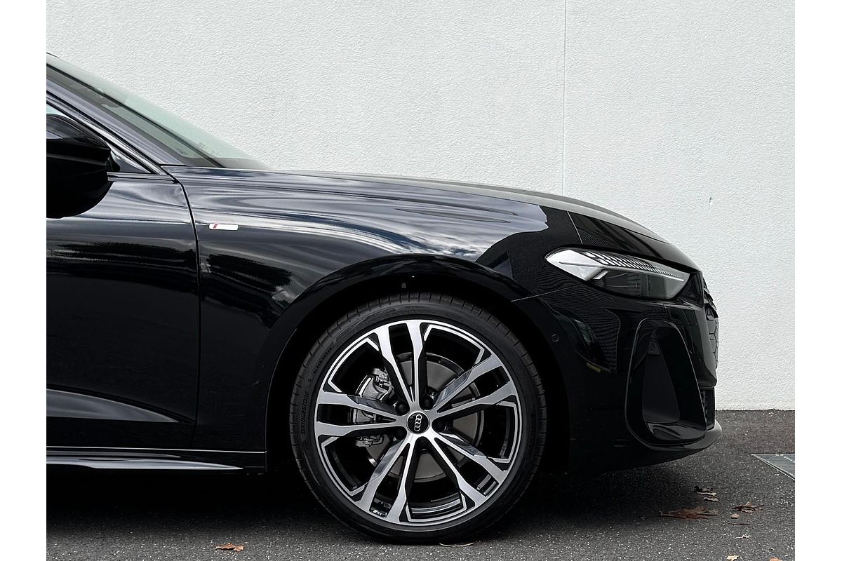 2025 Audi A5 TFSI 150kW S line B10