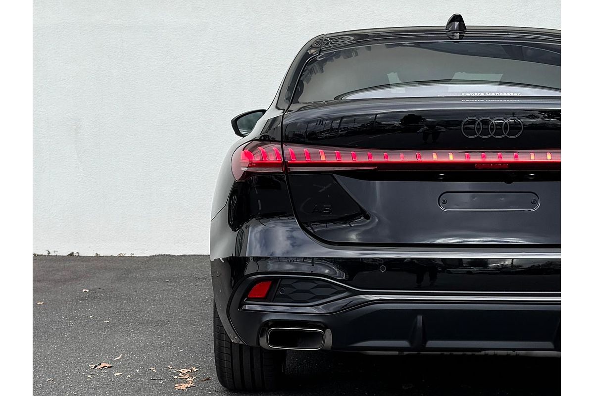 2025 Audi A5 TFSI 150kW S line B10