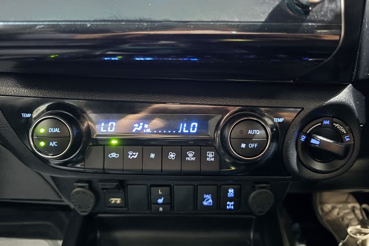 2023 Toyota Hilux SR5 GUN126R 4X4