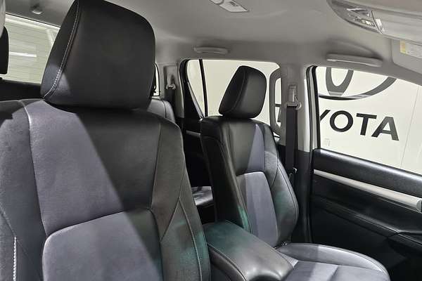2023 Toyota Hilux SR5 GUN126R 4X4