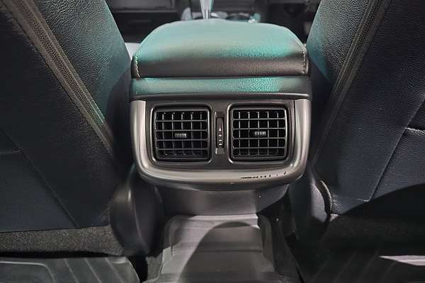 2023 Toyota Hilux SR5 GUN126R 4X4