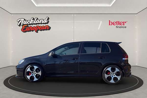 2011 Volkswagen Golf GTI PERFORMANCE EDITION