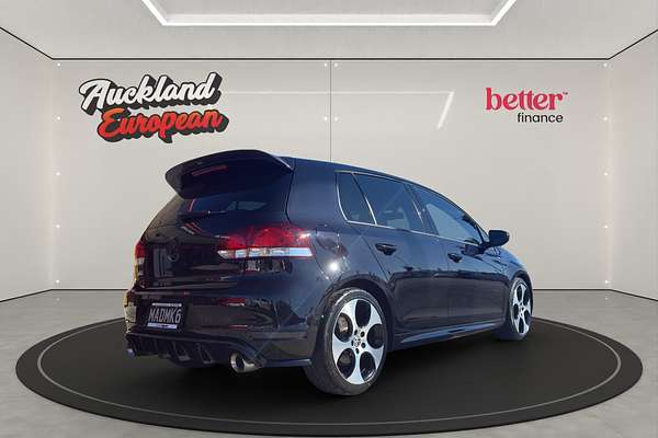 2011 Volkswagen Golf GTI PERFORMANCE EDITION