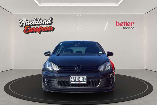 2011 Volkswagen Golf GTI PERFORMANCE EDITION