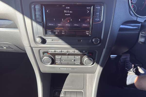 2011 Volkswagen Golf GTI PERFORMANCE EDITION