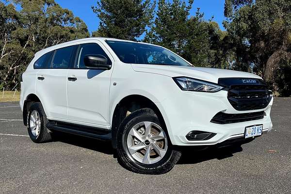 2023 Isuzu MU-X LS-M