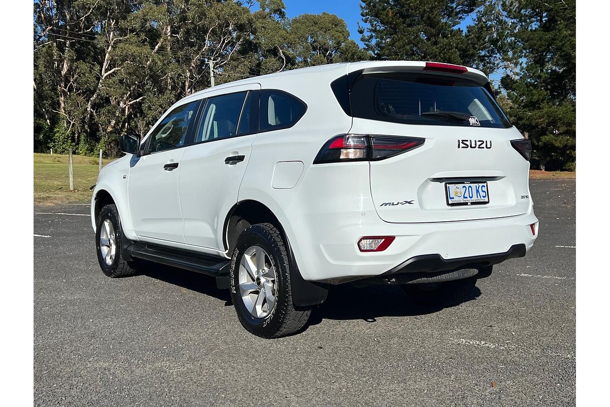 2023 Isuzu MU-X LS-M