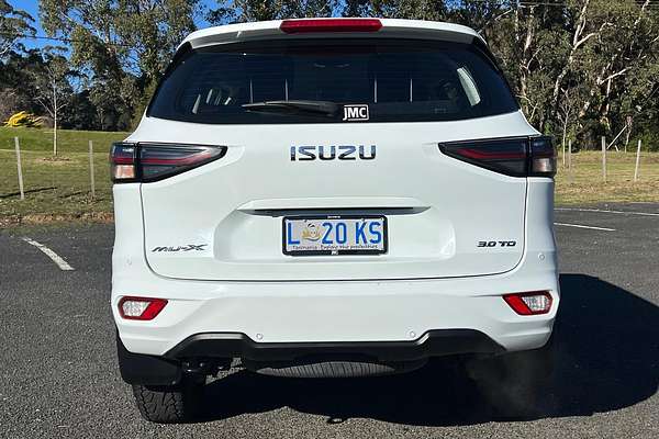 2023 Isuzu MU-X LS-M