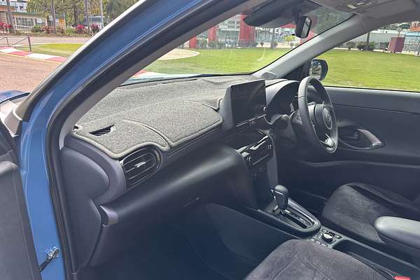 2025 Toyota Yaris Cross GX MXPJ15R