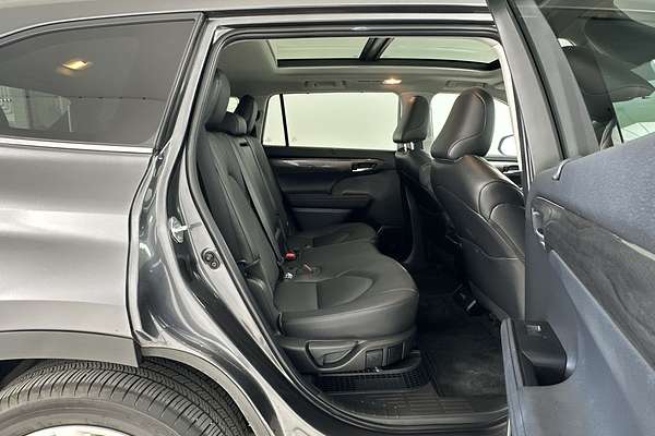 2023 Toyota Kluger Grande AXUH78R