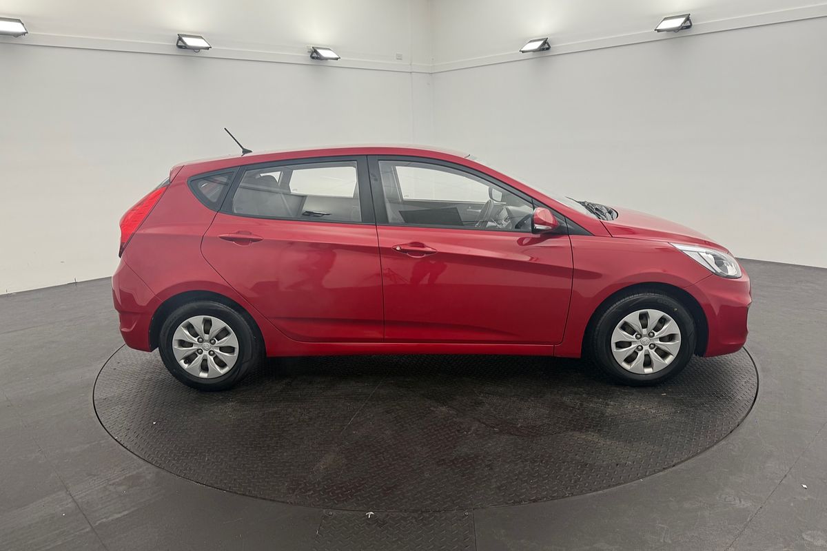 2016 Hyundai Accent Active RB4