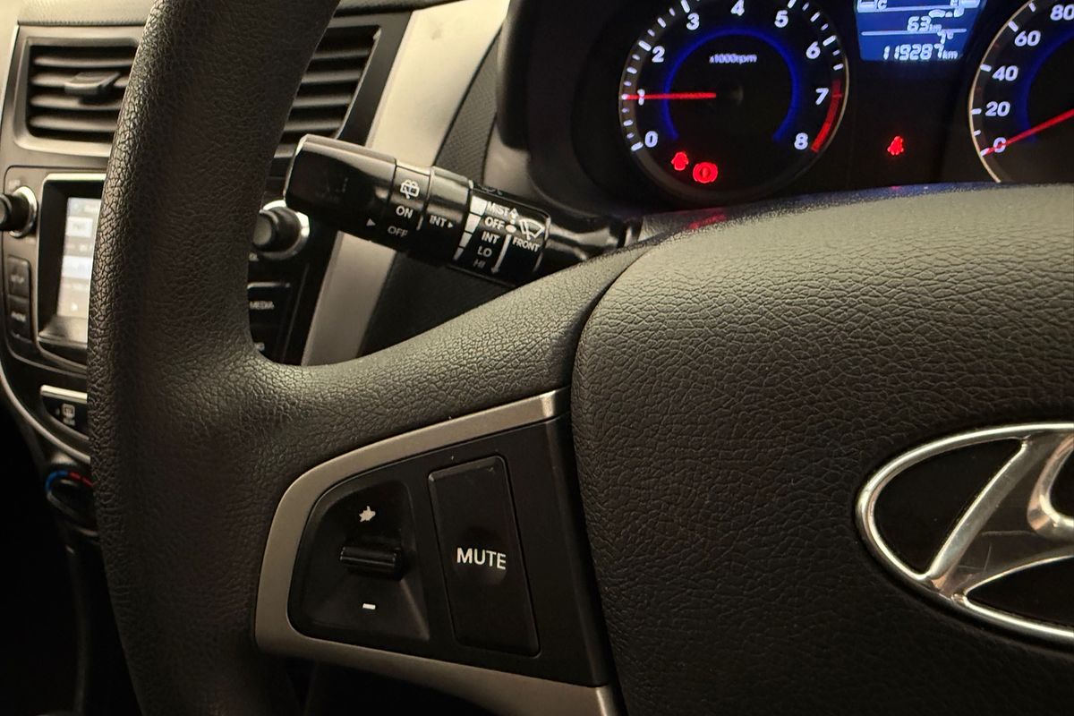 2016 Hyundai Accent Active RB4