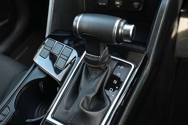 2022 Kia Sportage SX NQ5