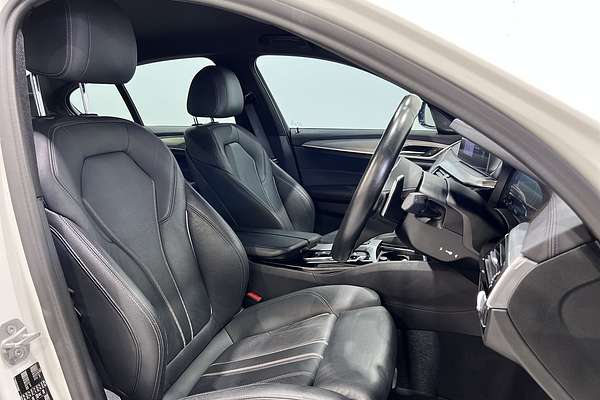 2020 BMW 5 Series 530d M Sport G30