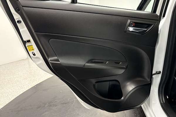 2012 Suzuki Swift GA FZ