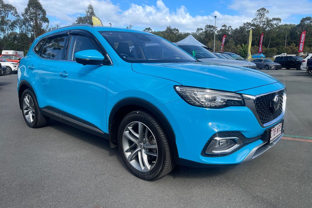 2022 MG HS Essence X SAS23