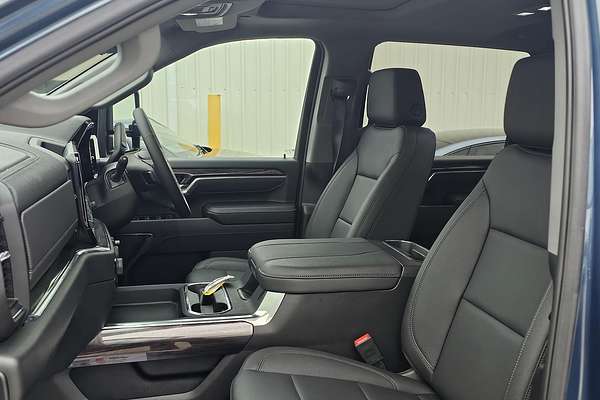 2025 Chevrolet Silverado HD LTZ Premium W/Tech Pack T1 4X4