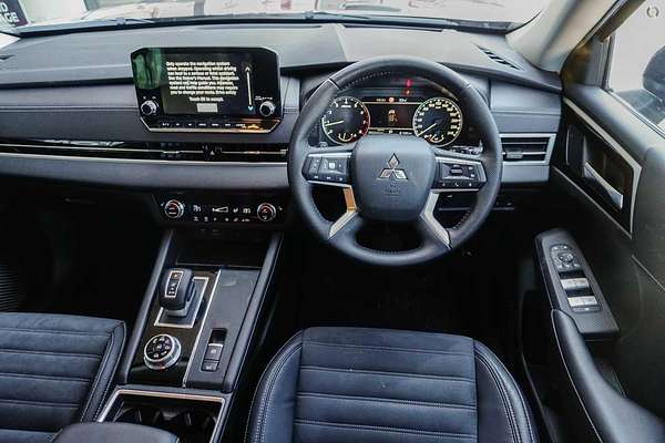 2024 Mitsubishi Outlander Aspire ZM