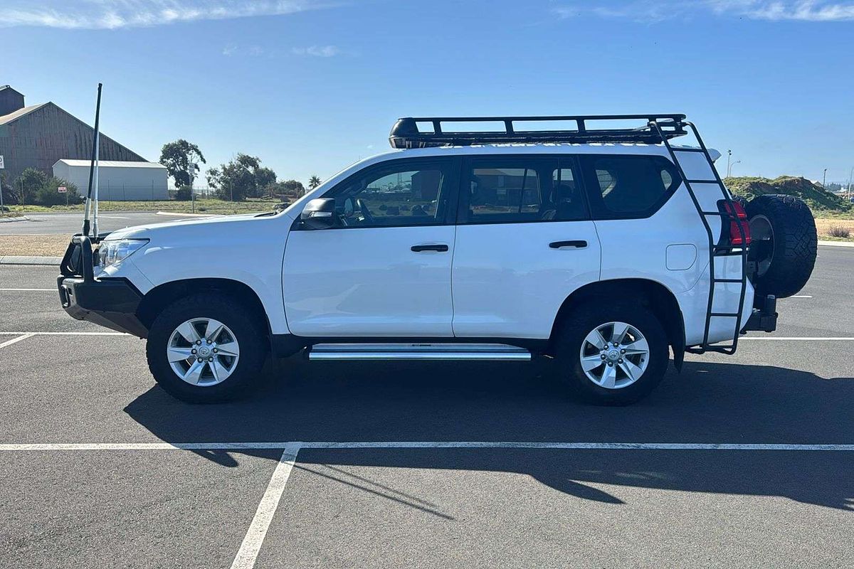 2018 Toyota Landcruiser Prado GX GDJ150R