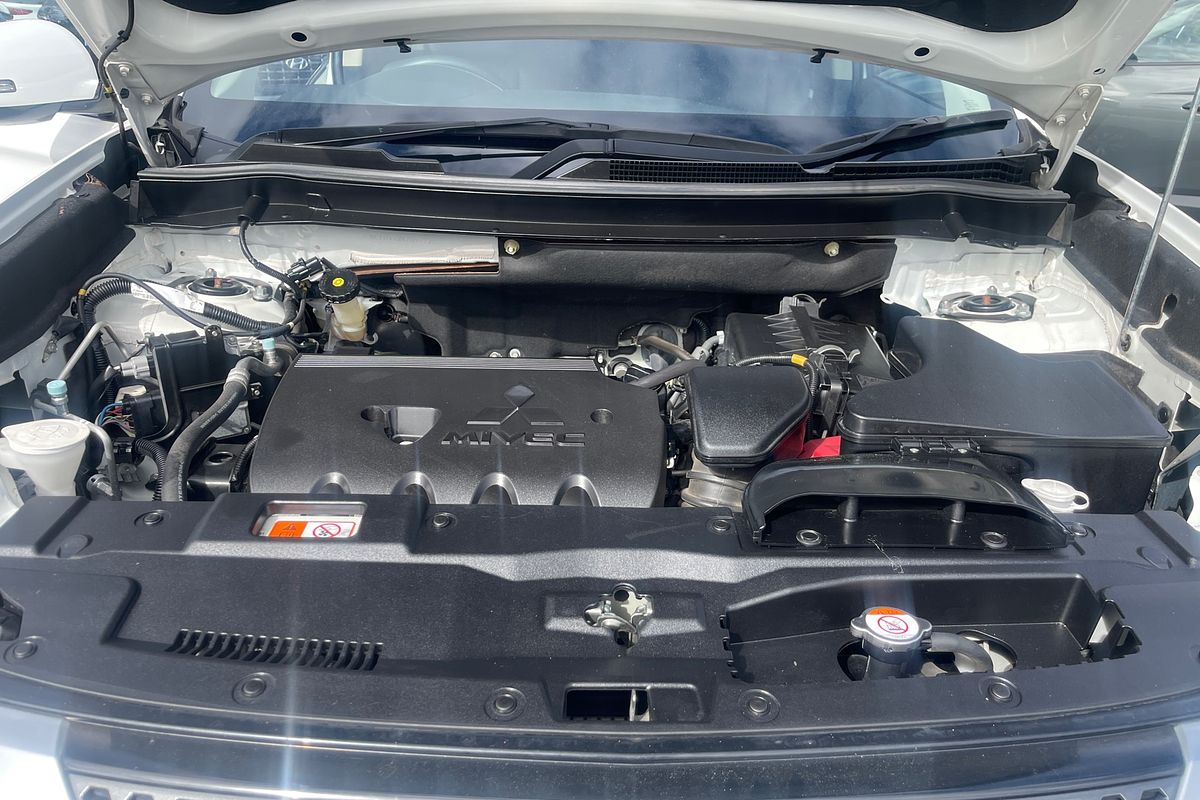 2018 Mitsubishi Outlander LS ZL