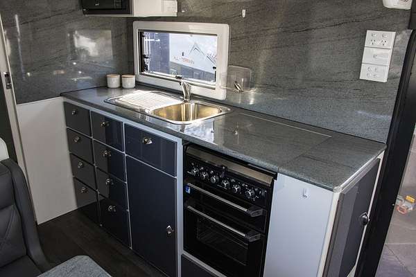 2023 Cosy Cab Caravans CORONET RV CARAVAN PTR6550