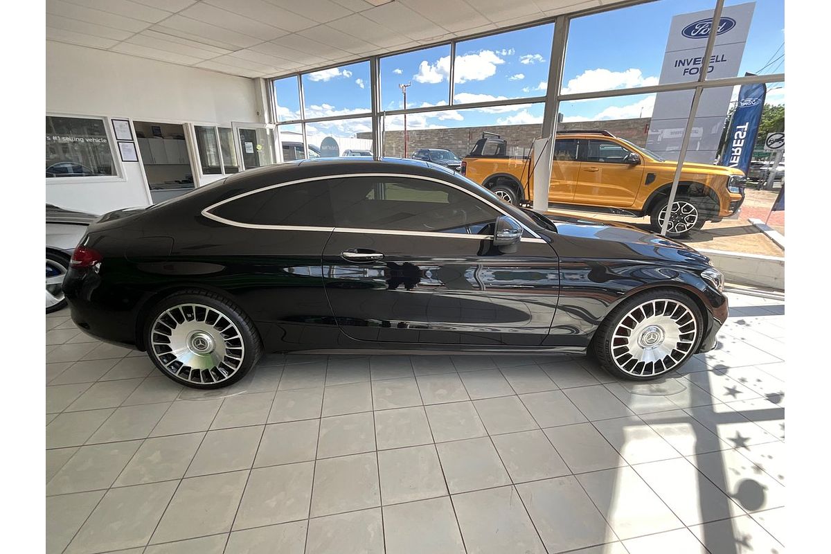 2016 Mercedes-Benz C-Class C300 C205