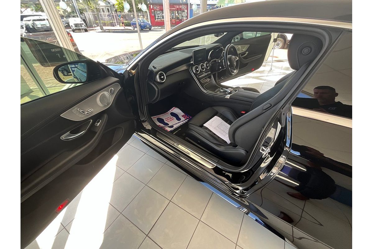 2016 Mercedes-Benz C-Class C300 C205