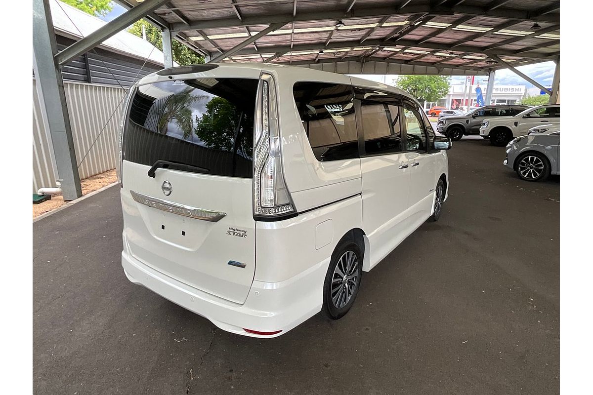 2015 Nissan Serena
