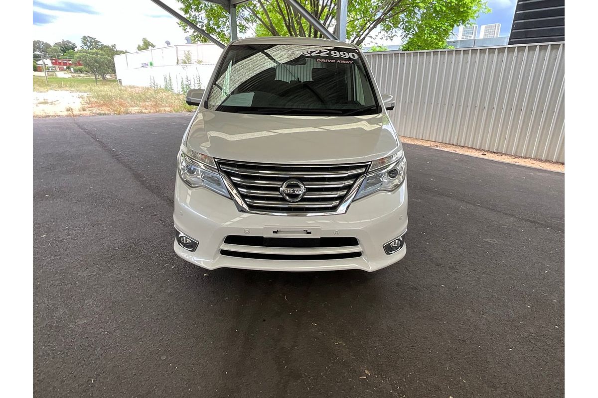 2015 Nissan Serena