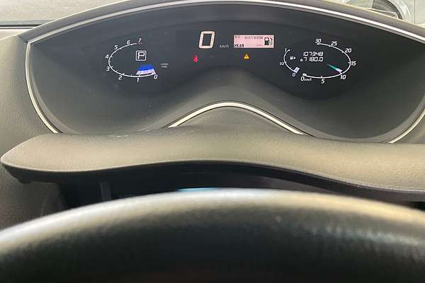 2015 Nissan Serena