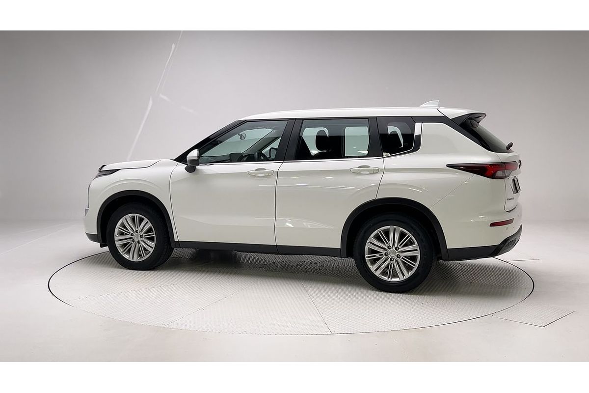 2021 Mitsubishi Outlander ES ZL