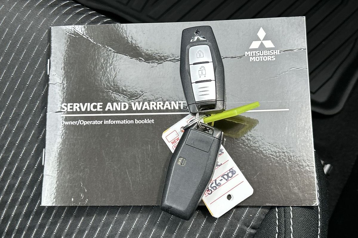 2021 Mitsubishi Outlander ES ZL