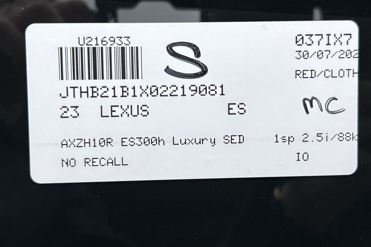 2023 Lexus ES ES300h Luxury AXZH10R