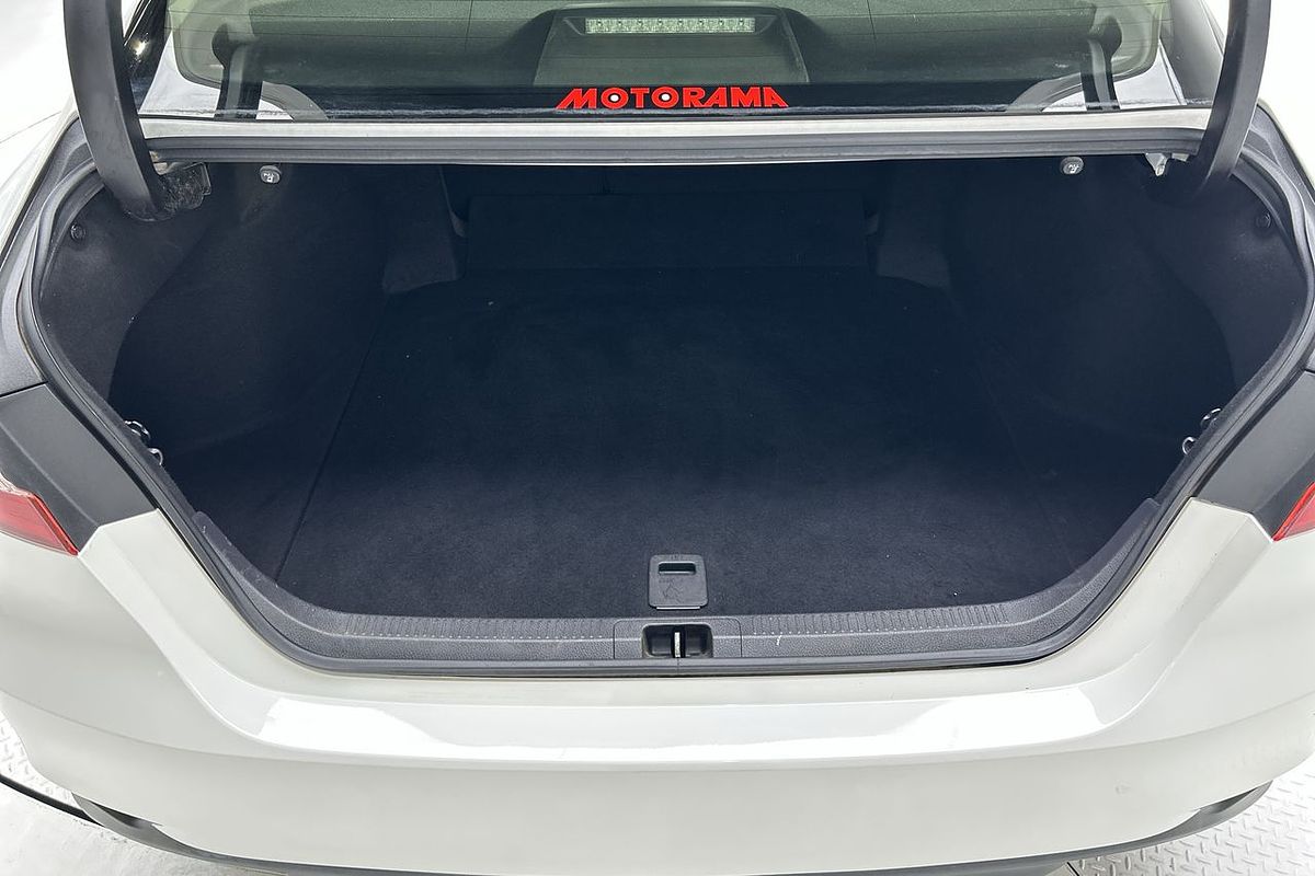 2019 Toyota Camry Ascent ASV70R