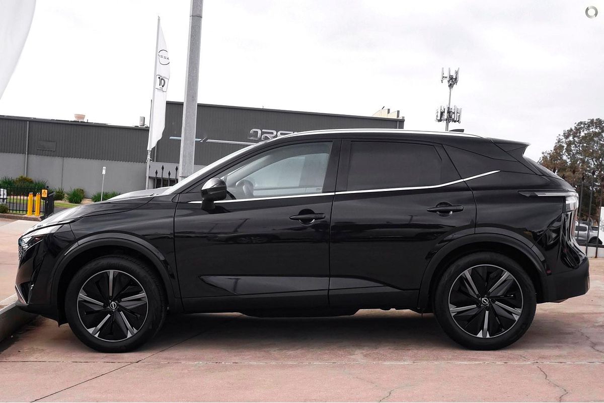 2025 Nissan QASHQAI Ti J12