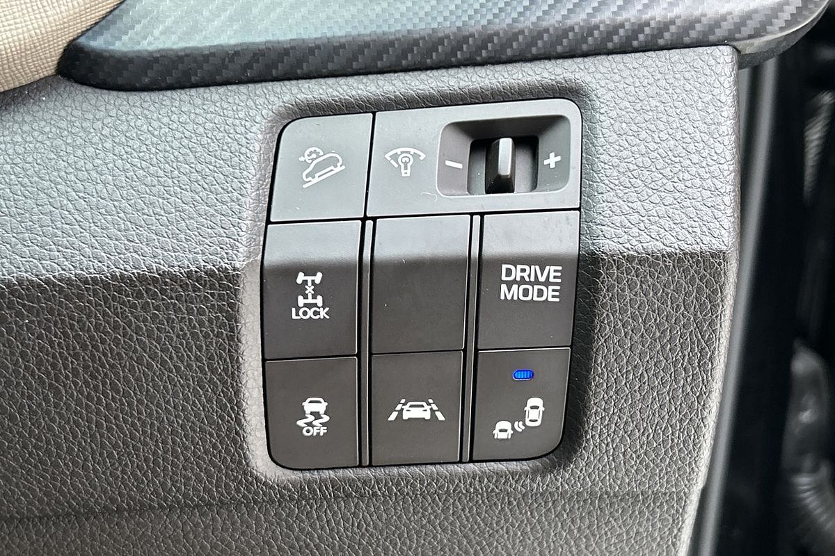 2015 Hyundai Santa Fe Highlander DM3 Series II